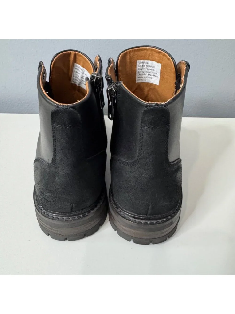 SAKS FIFTH AVENUE men's leather darrell boots size 10